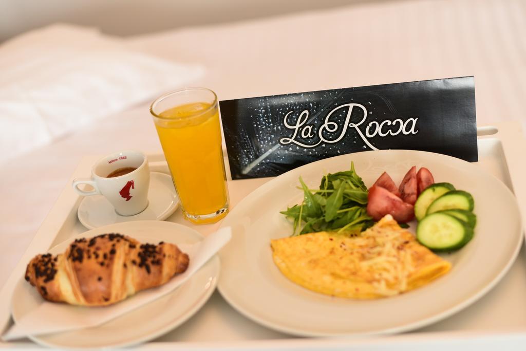 La Rocca Boutique Hotel Craiova Ngoại thất bức ảnh