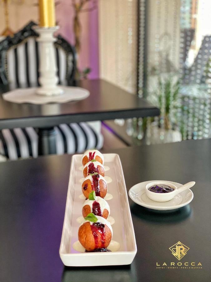La Rocca Boutique Hotel Craiova Ngoại thất bức ảnh